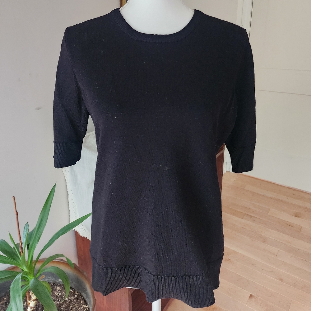 Women's Cable & Gauge Black Short Sleeve Lightweight Sweater, Size L